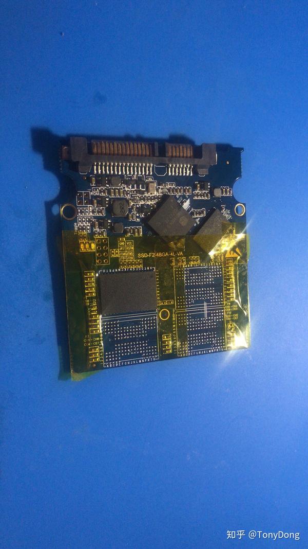 mlc与emlc的区别 emlc和mlc什么区别 