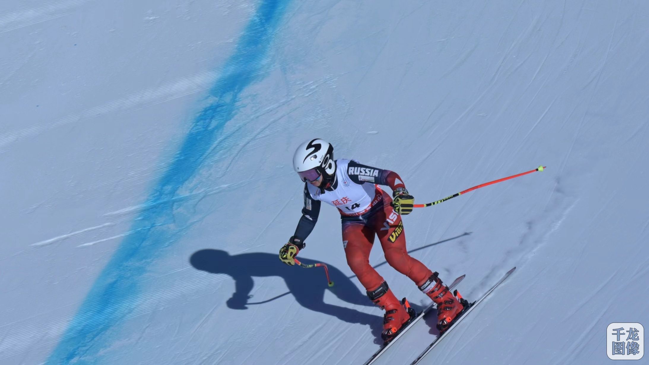 芬兰选手在高山滑雪比赛中勇夺头名的简单介绍 芬兰选手在高山滑雪比赛中勇夺头名的简单介绍