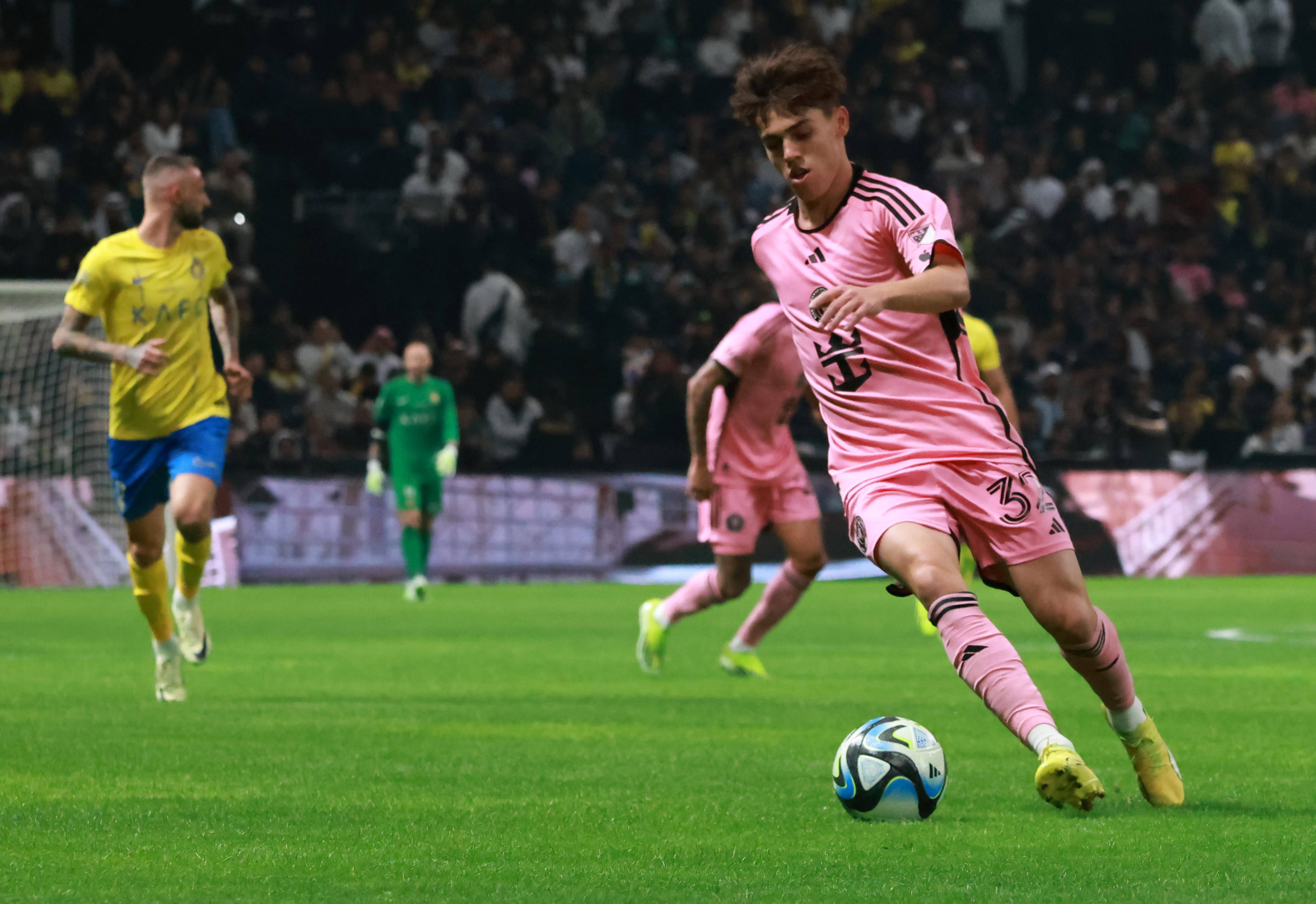 关于挑战险阻,球员们将奋勇争夺胜利的信息 关于挑战险阻,球员们将奋勇争夺胜利的信息