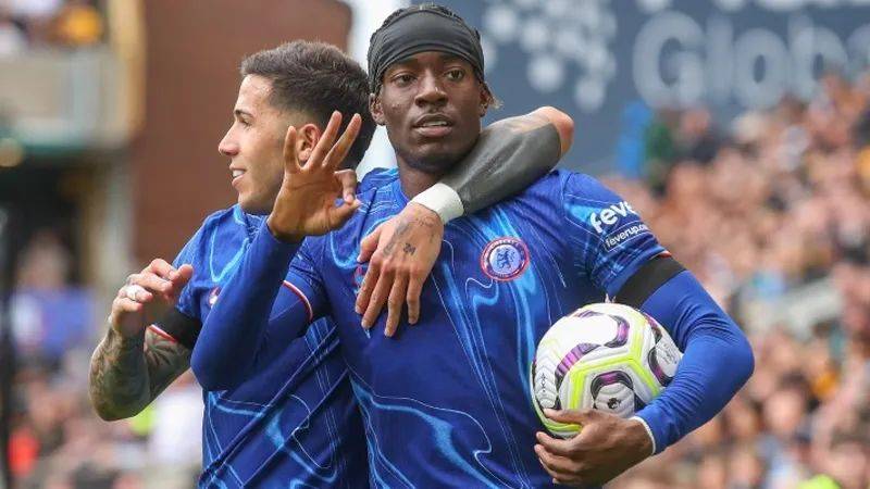 包含切尔西连续胜利,朝着英超冠军冲刺的词条 包含切尔西连续胜利,朝着英超冠军冲刺的词条