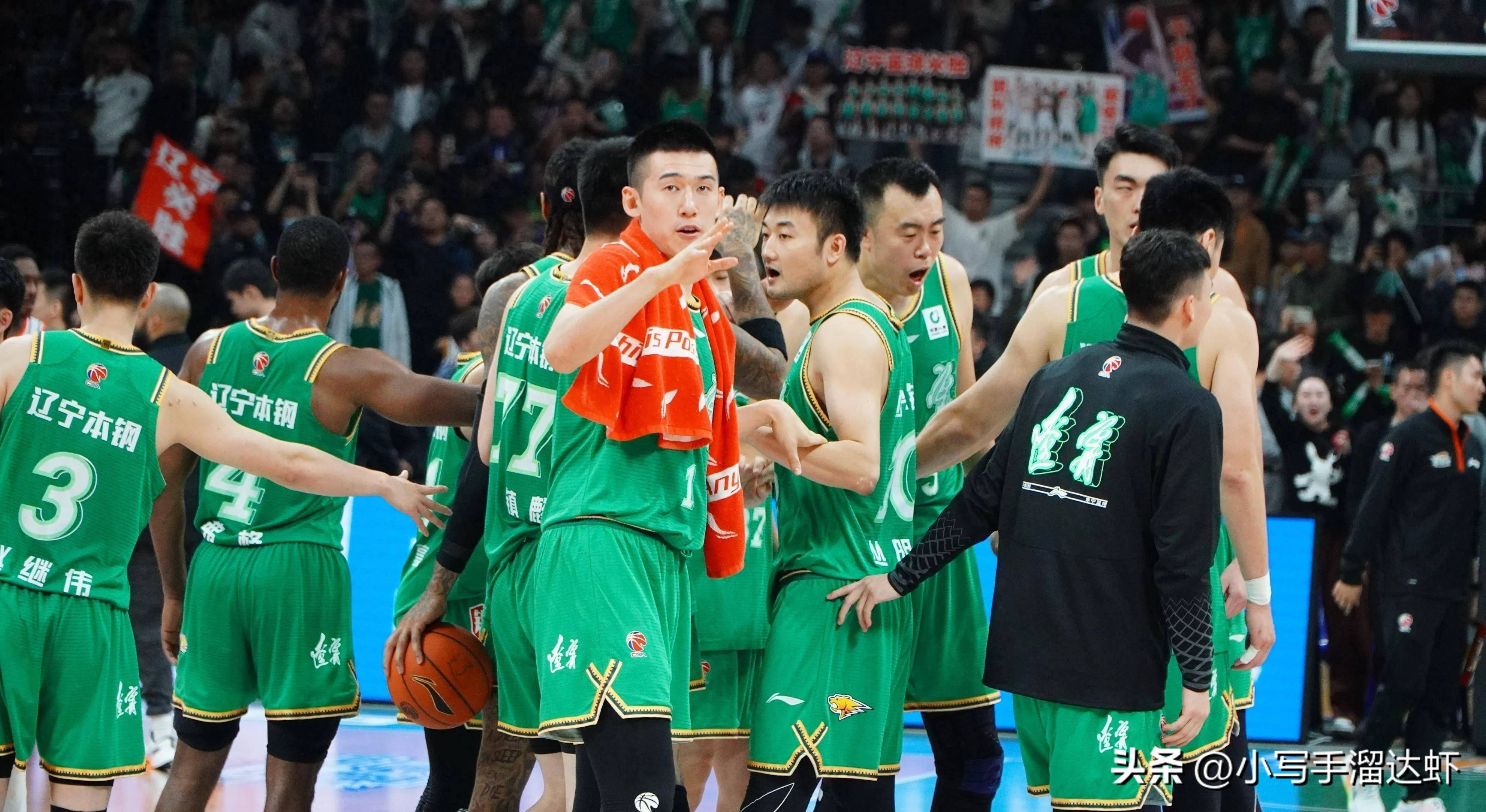 辽宁队主教练赛后疑似斥责球员，引发争议 辽宁队主教练赛后疑似斥责球员,引发争议的原因 