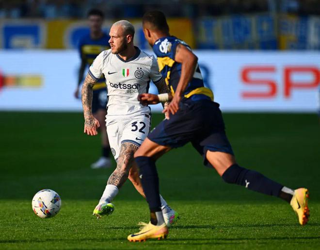 包含佛罗伦萨客场战平帕尔马,难分高下的词条 包含佛罗伦萨客场战平帕尔马,难分高下的词条