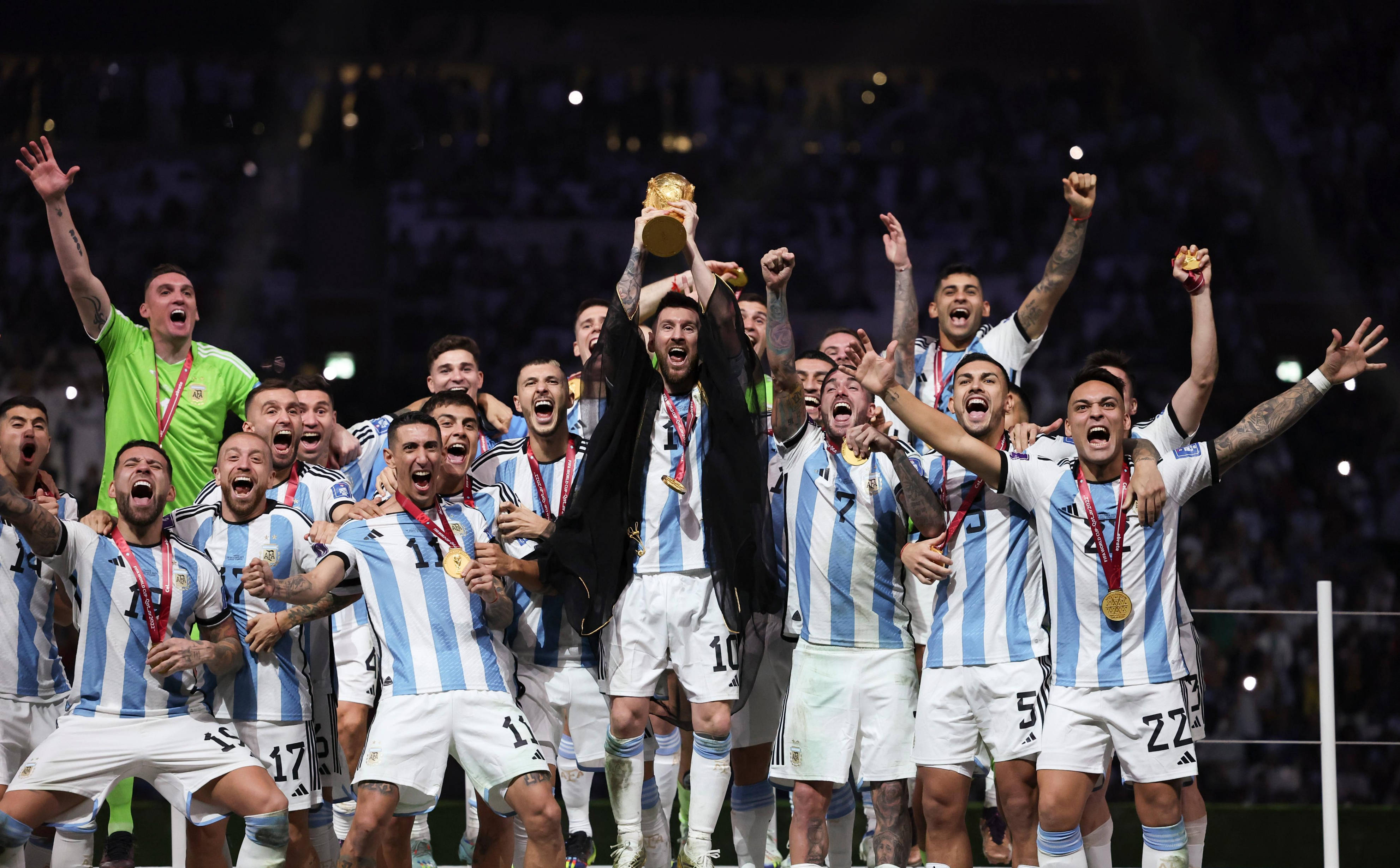 葡萄牙胜捷克，梅西连续两场进球引领球队胜利 