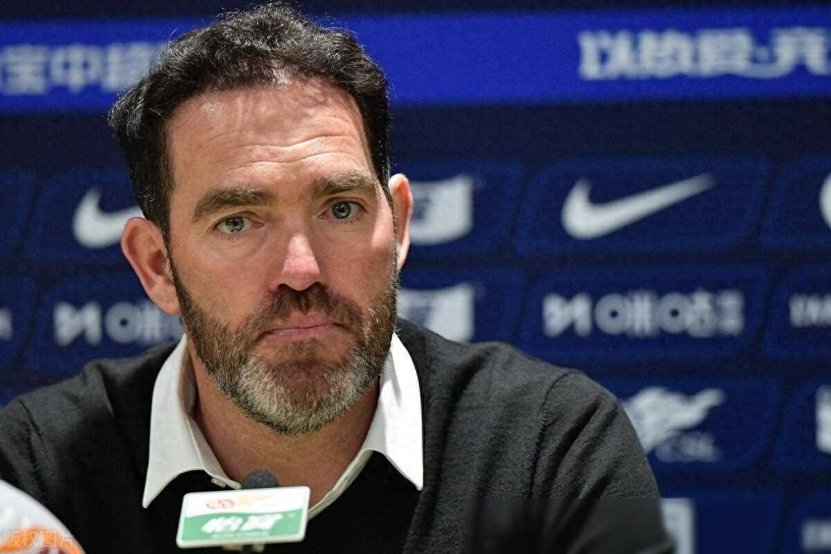 拜仁慢热惜败，引发球迷热议的简单介绍