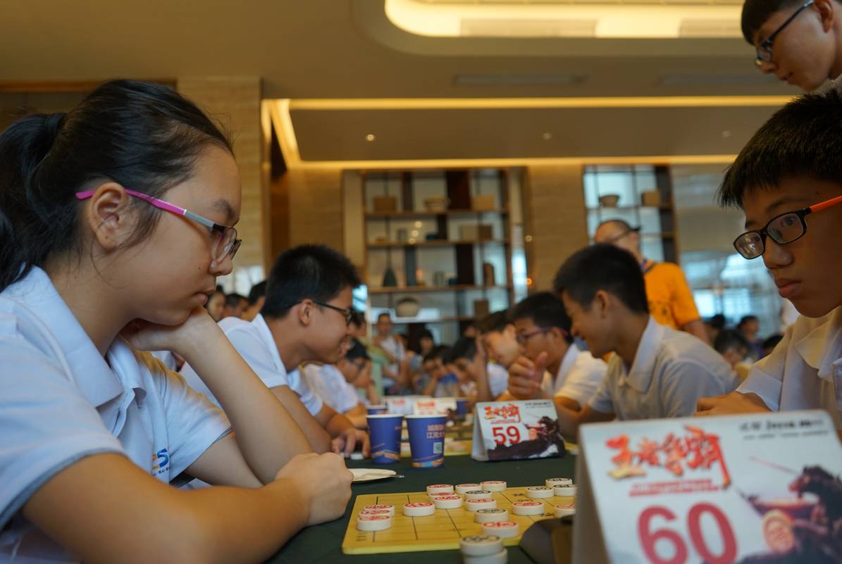 经典对决一触即发,高手云集驰骋赛场的简单介绍 经典对决一触即发,高手云集驰骋赛场的简单介绍