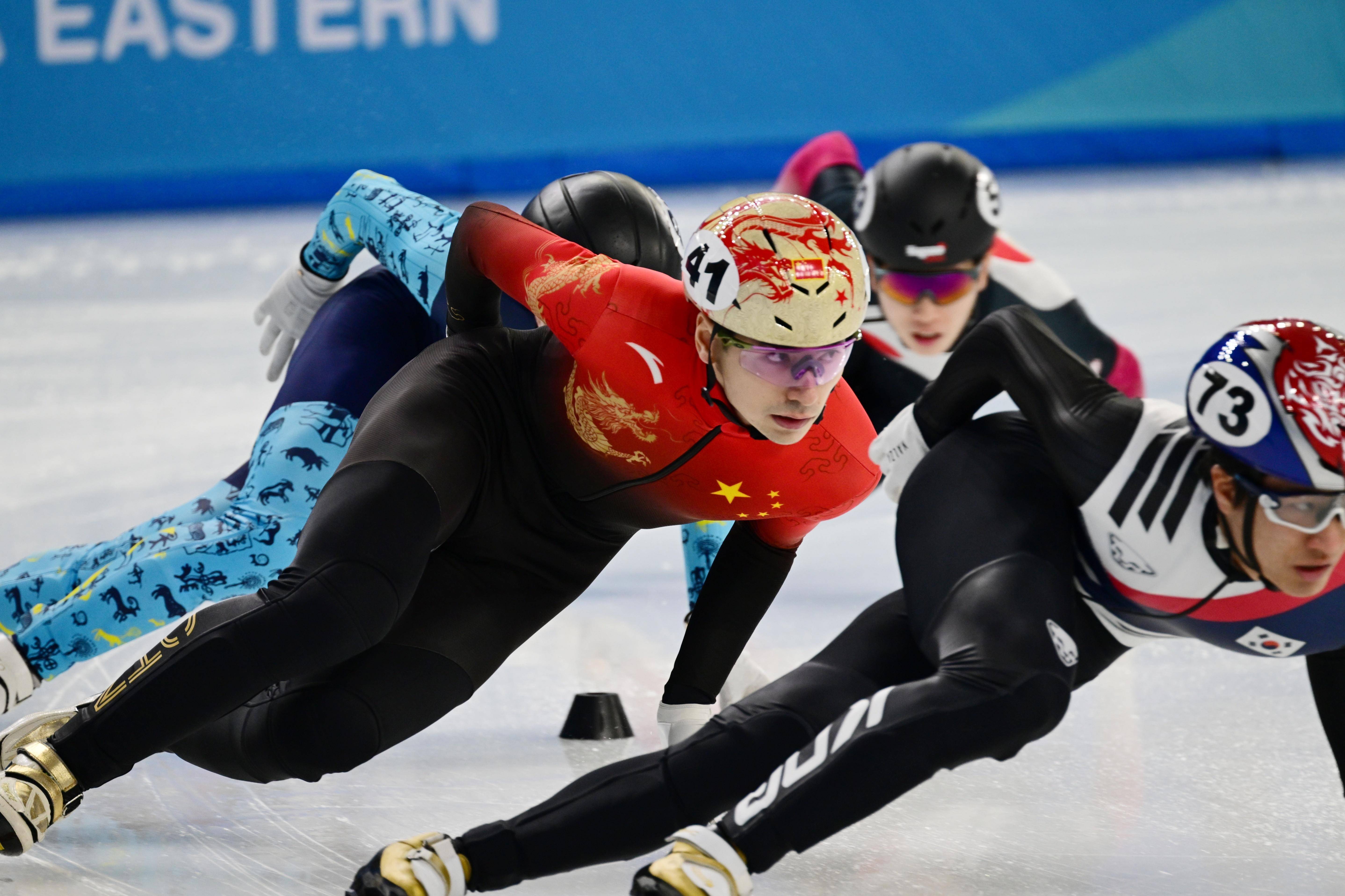 距离冠军只有一步之遥,球队拼尽全力的简单介绍 距离冠军只有一步之遥,球队拼尽全力的简单介绍