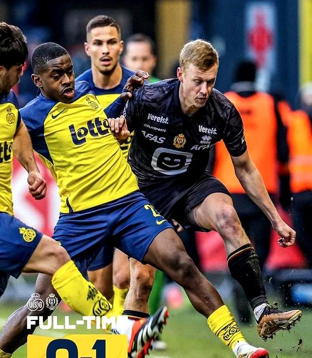 关于阿贾克斯横扫巴塞罗那，挺进欧冠半决赛！的信息