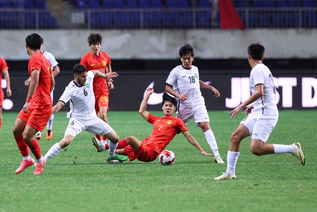 包含欧洲国家队大比拼！赛场上的激烈竞争的词条