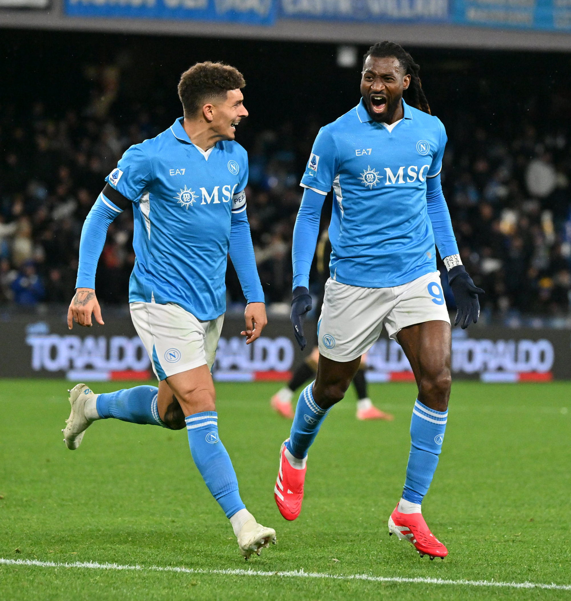 佛罗伦萨需取胜那不勒斯，保级希望仍在的简单介绍