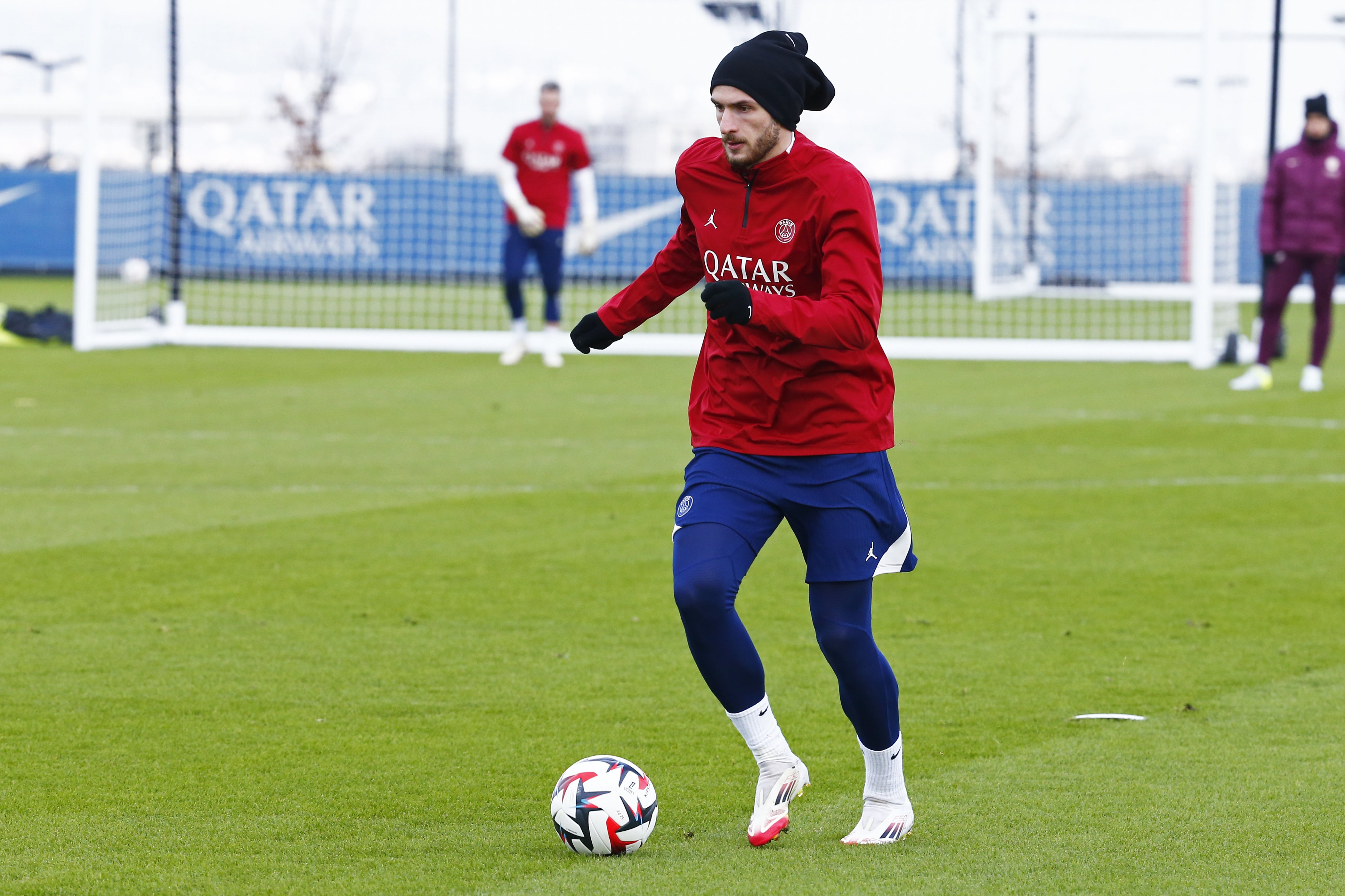 巴黎圣日耳曼新援表现出色,助球队取得胜利的简单介绍 巴黎圣日耳曼新援表现出色,助球队取得胜利的简单介绍