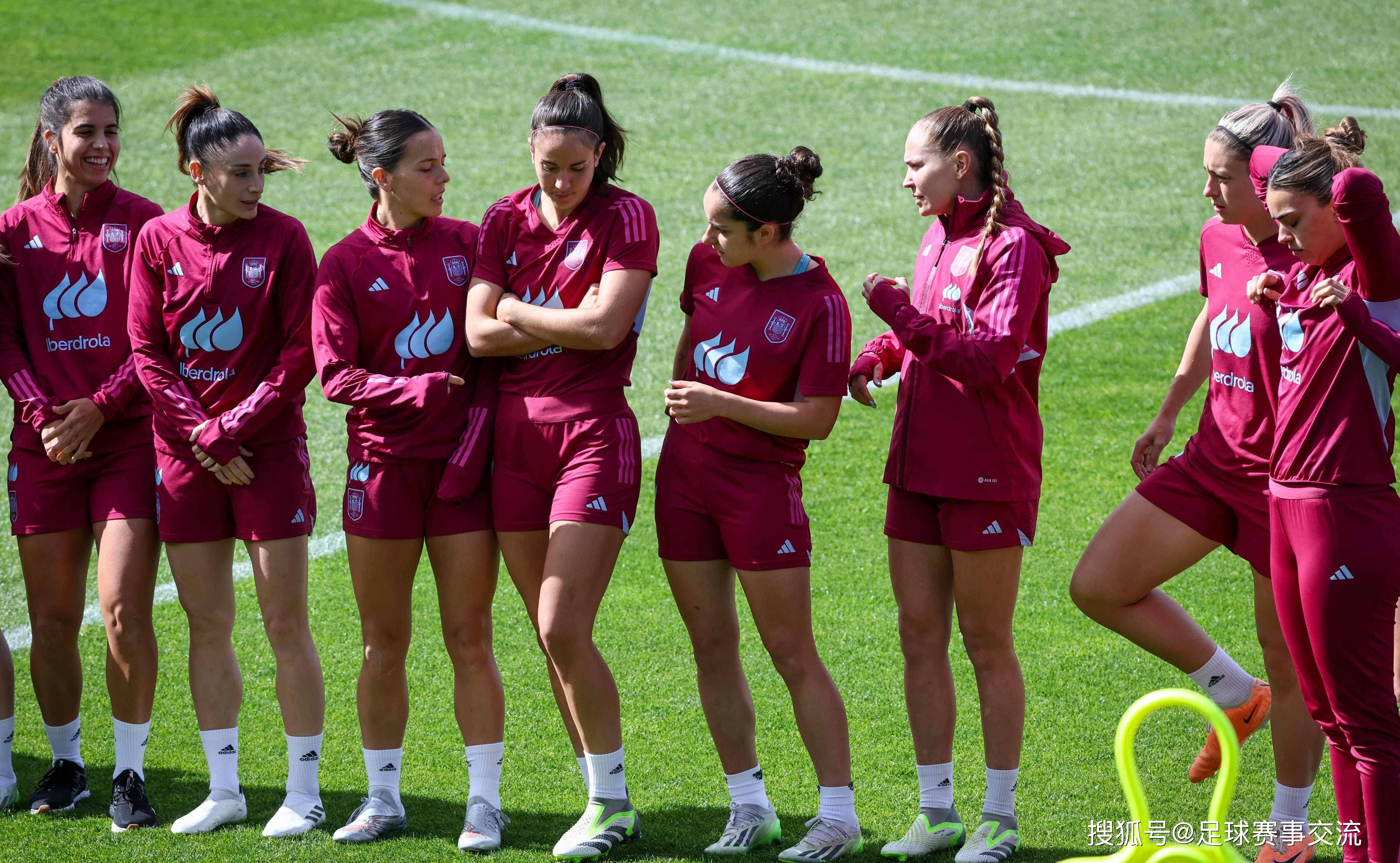 关于巴西女足携手美国晋级女足世界杯决赛的信息 关于巴西女足携手美国晋级女足世界杯决赛的信息