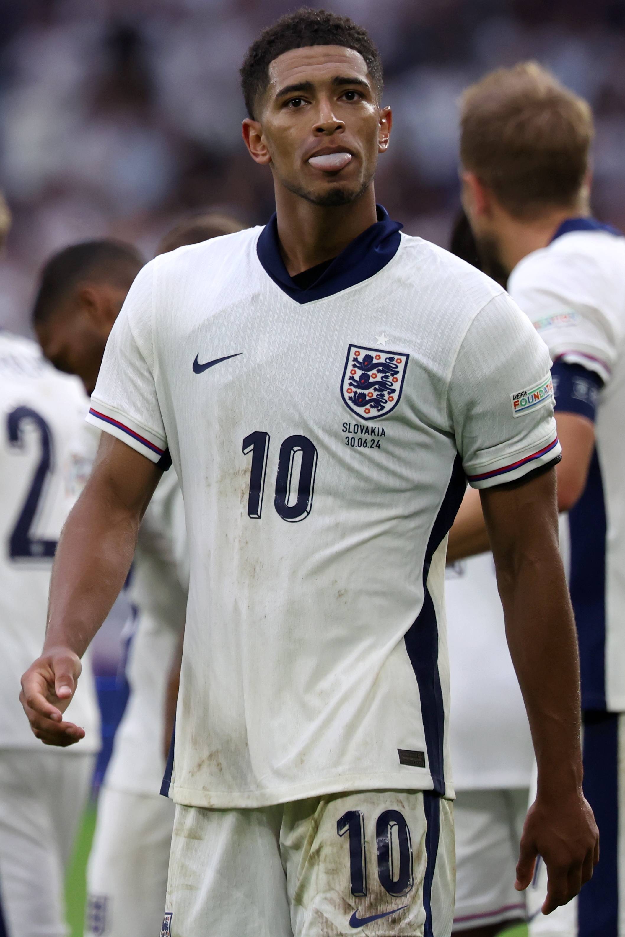 英格兰队在比赛中表现不佳,险胜挪威 英格兰队在比赛中表现不佳,险胜挪威