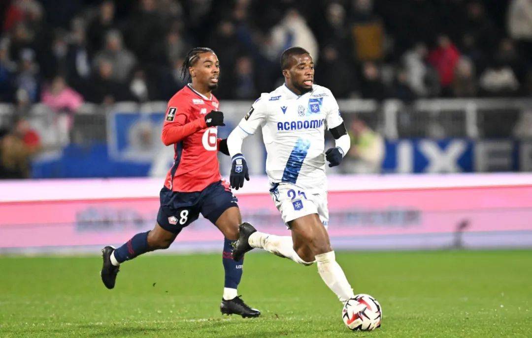 布雷斯特在主场力克对手,球员表现抢眼的简单介绍 布雷斯特在主场力克对手,球员表现抢眼的简单介绍