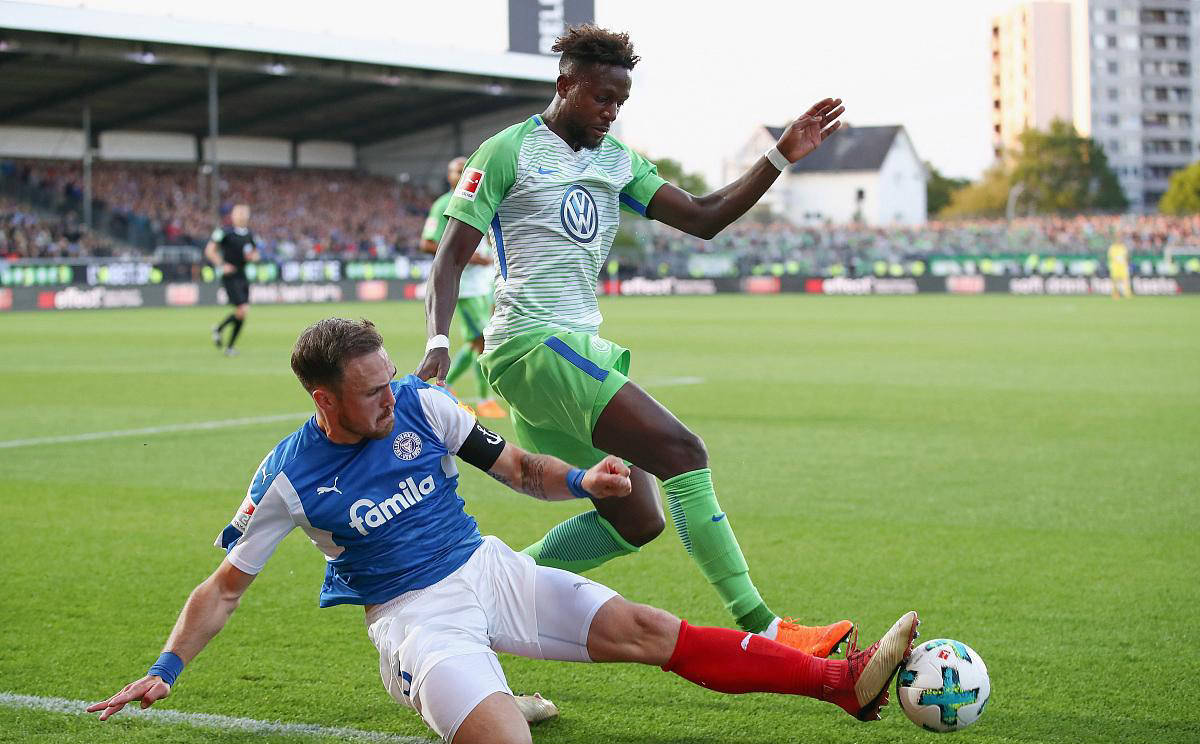 包含弗赖堡客场痛失一球,遗憾告负的词条 包含弗赖堡客场痛失一球,遗憾告负的词条