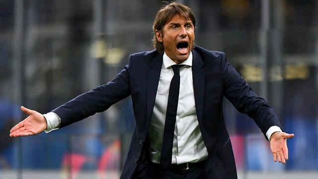 包含尤文图斯中场染红遭罚，主帅大加批评的词条