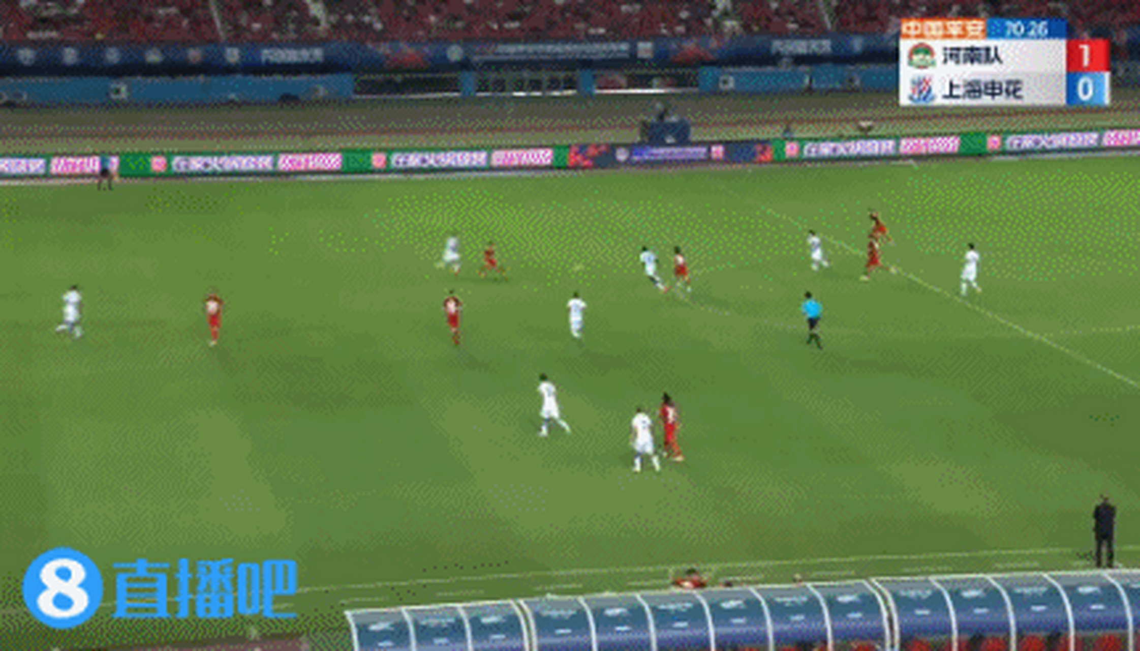 上海申花扼杀河南建业连胜势头稳居前列的简单介绍