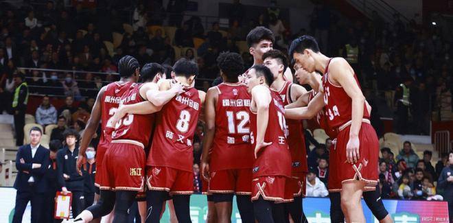 部分球员入选明星赛阵容，代表球队荣耀出征的简单介绍