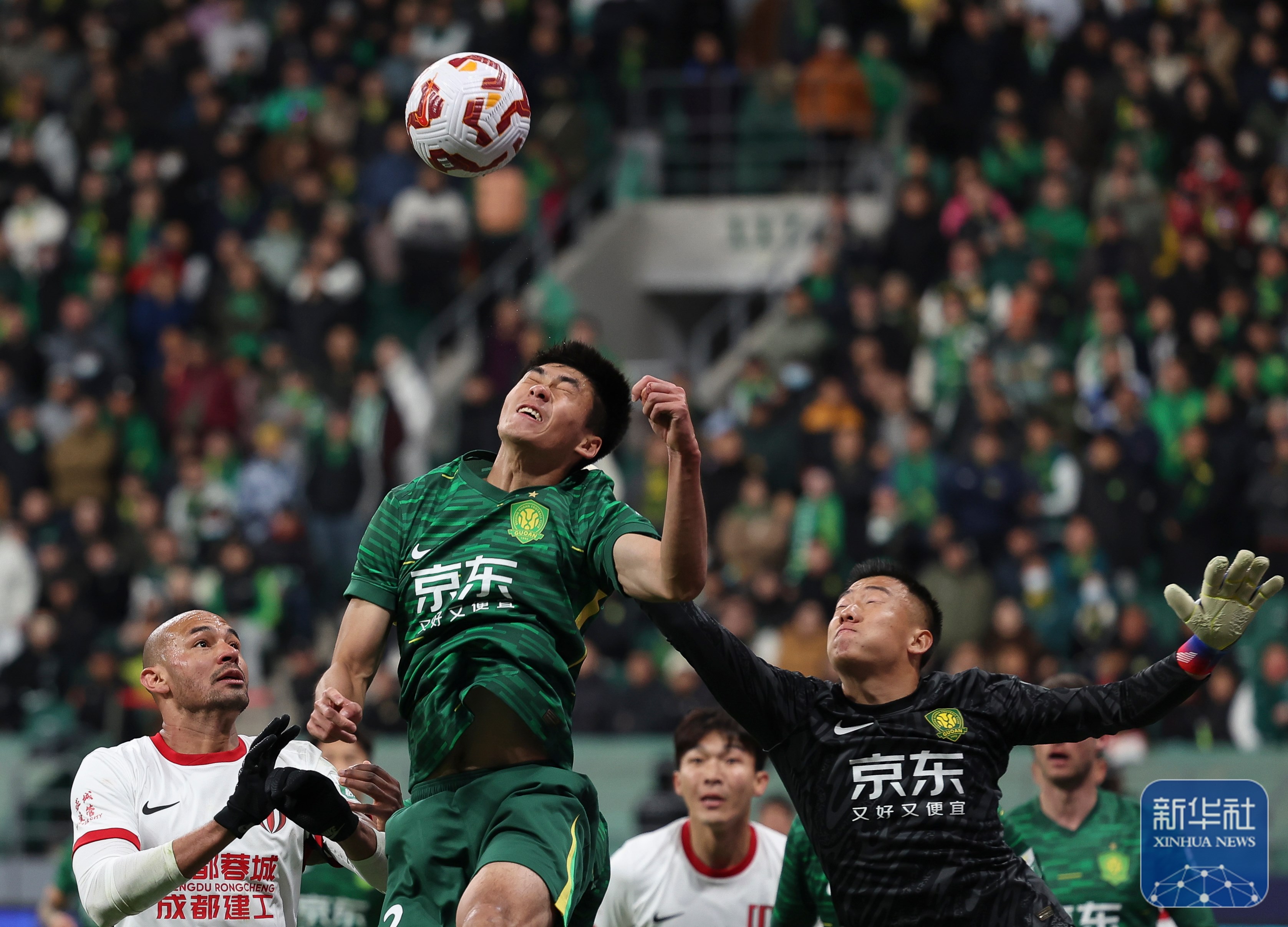 包含强势争霸,双方球队不甘示弱将拼尽全力的词条 包含强势争霸,双方球队不甘示弱将拼尽全力的词条