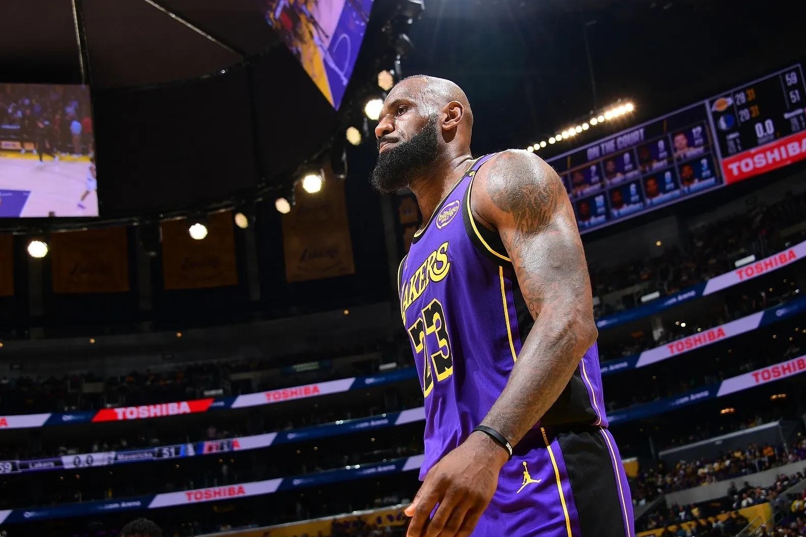 欧洲名将在全球篮球比赛中向世界展示实力 欧洲名将在全球篮球比赛中向世界展示实力