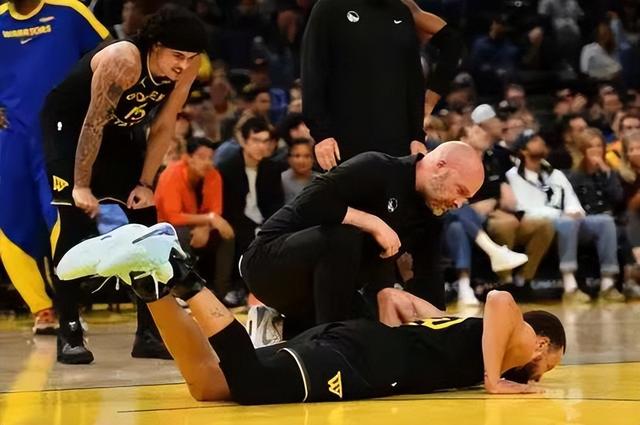 球星受伤退场,球队整体战力受影响的简单介绍 球星受伤退场,球队整体战力受影响的简单介绍