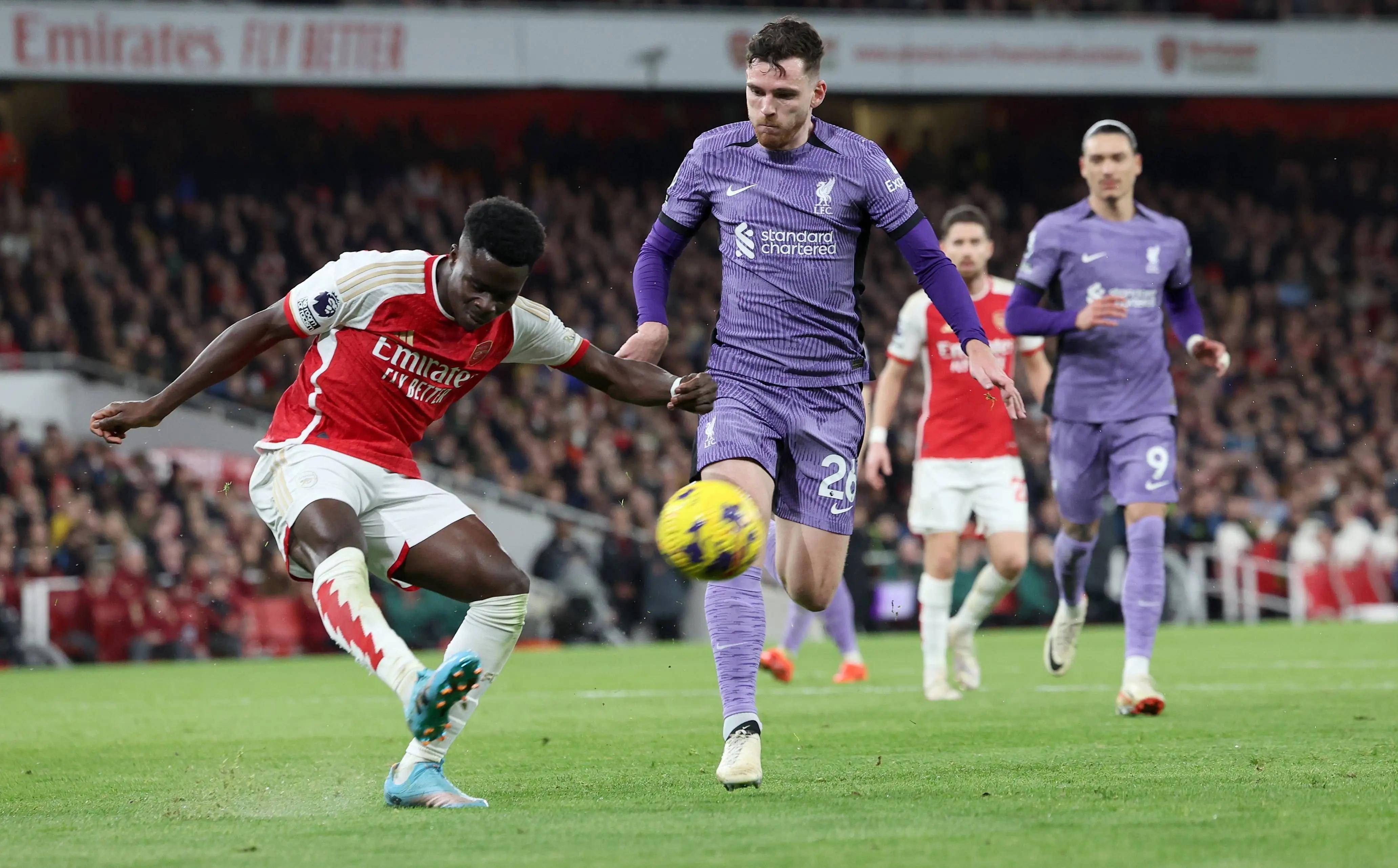 兰斯胜甘冈，法国足球联赛争夺打响的简单介绍