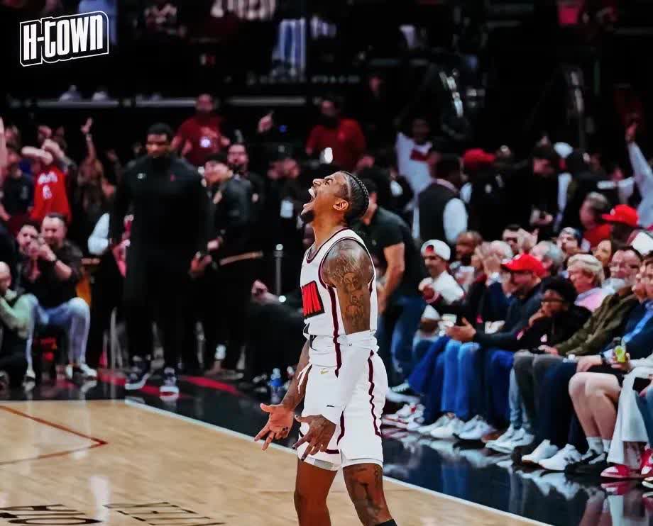 关于奇才队后防堪称完美，守住主场取胜的信息