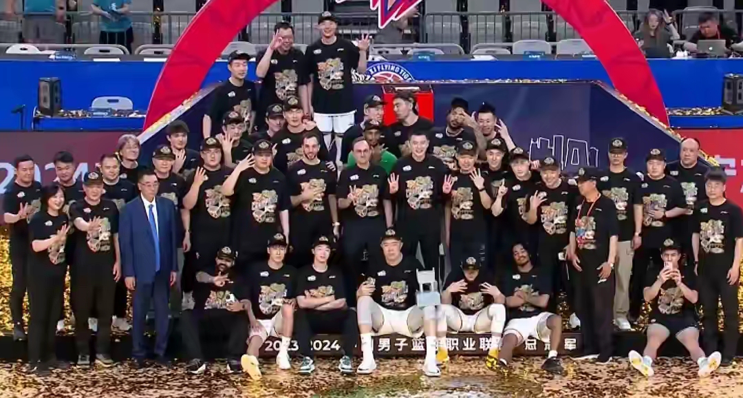 包含纷至沓来:国内篮球职业联赛季后赛竞争若烈的词条 包含纷至沓来:国内篮球职业联赛季后赛竞争若烈的词条