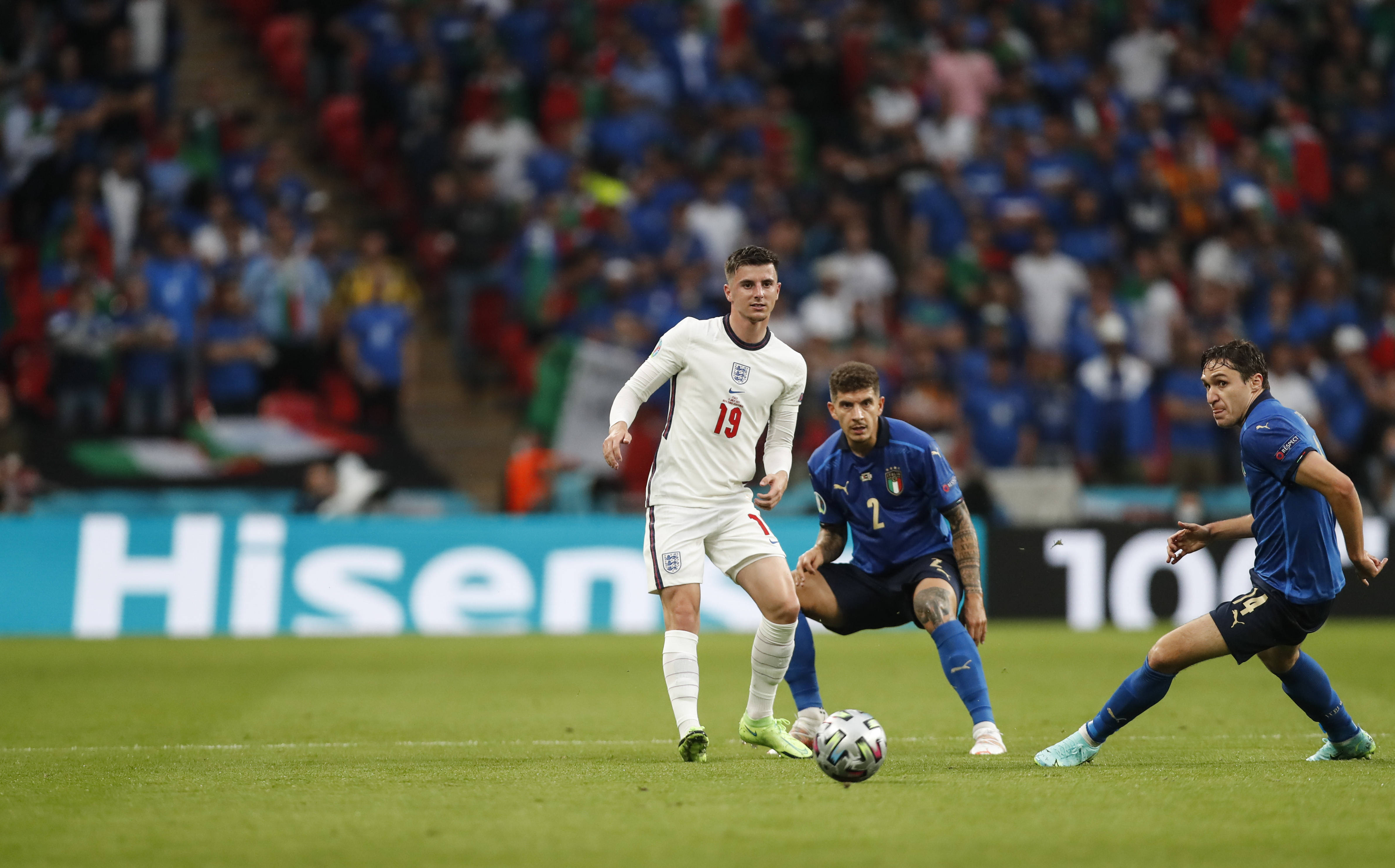 英格兰队凭借团队合作,实现欧洲杯卫冕之路的简单介绍 英格兰队凭借团队合作,实现欧洲杯卫冕之路的简单介绍