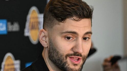 亚琛年轻球员迎生涯首秀，希望表现出色获得更多机会的简单介绍