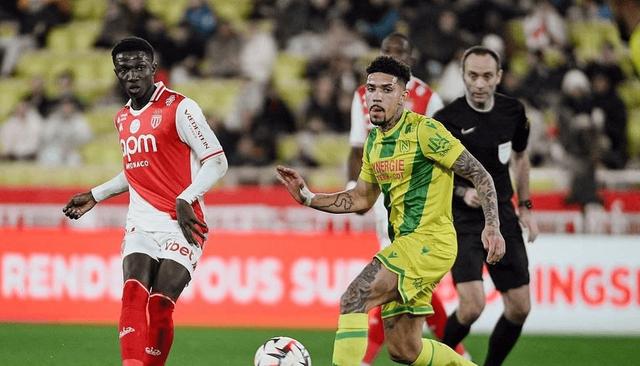 索肖惨败摩纳哥,高居法甲联赛第三位的简单介绍 索肖惨败摩纳哥,高居法甲联赛第三位的简单介绍