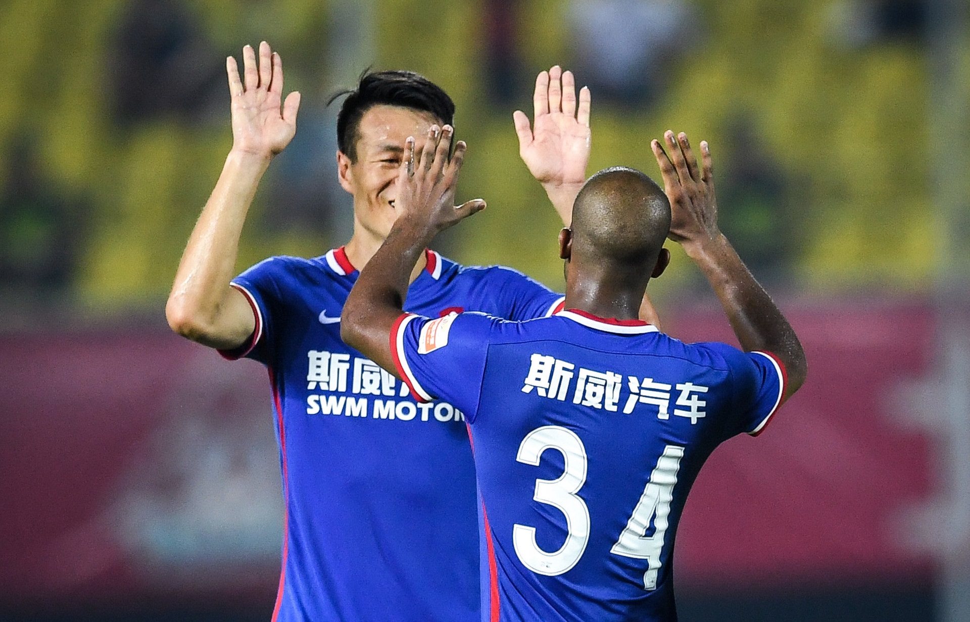 建业客场获胜,取得保级关键三分 建业客场获胜,取得保级关键三分