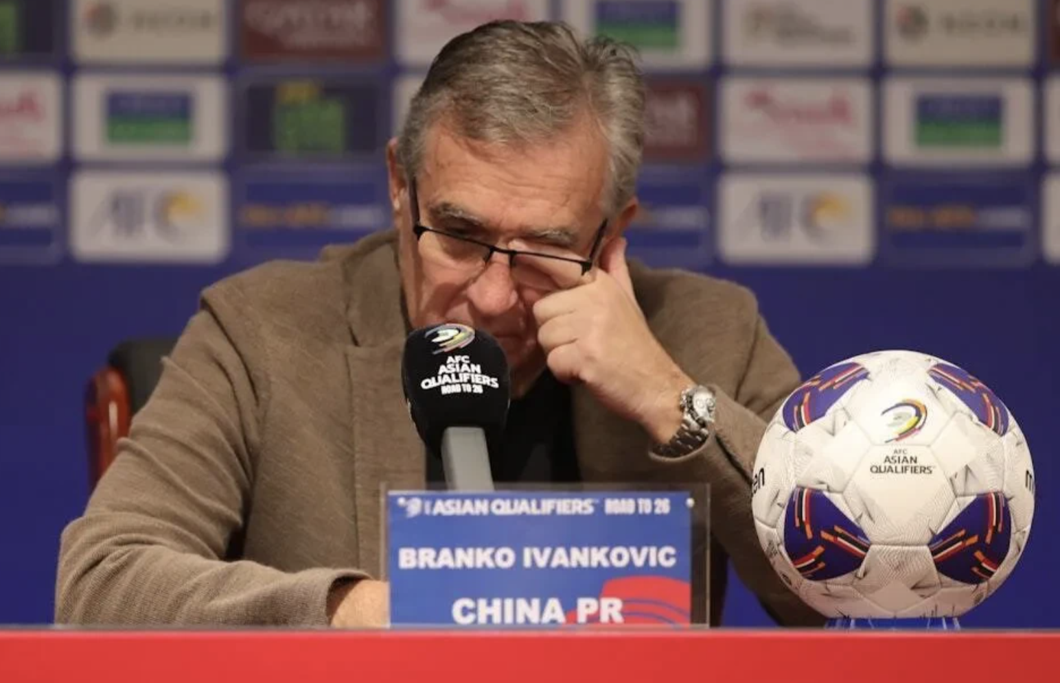 伊朗女足主教练下课,球队比失利无缘世界杯的简单介绍 伊朗女足主教练下课,球队比失利无缘世界杯的简单介绍