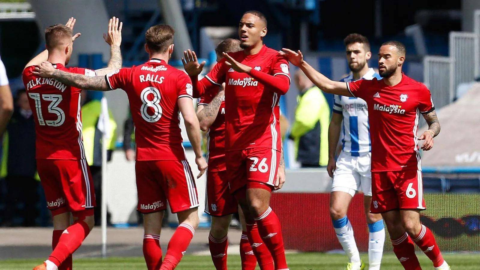 欧洲顶级俱乐部联赛精彩生动,球迷狂热不已 欧洲顶级俱乐部联赛精彩生动,球迷狂热不已