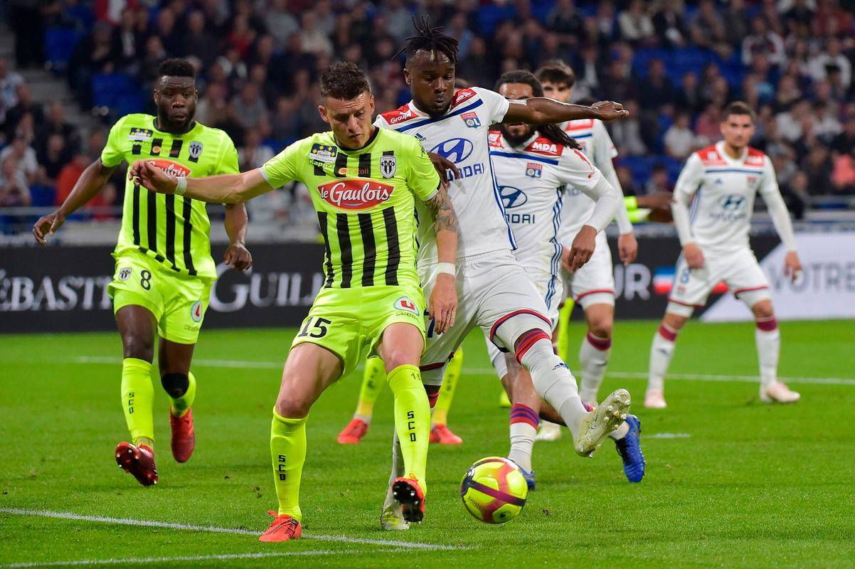 关于里昂将挑战蒙彼利埃，争夺领先优势的信息