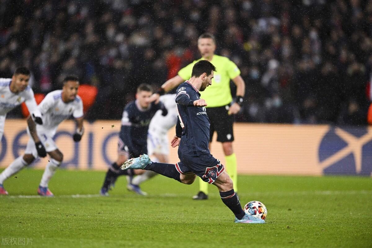 门将神勇扑救,球队客场逆转击败对手 门将神勇扑救,球队客场逆转击败对手