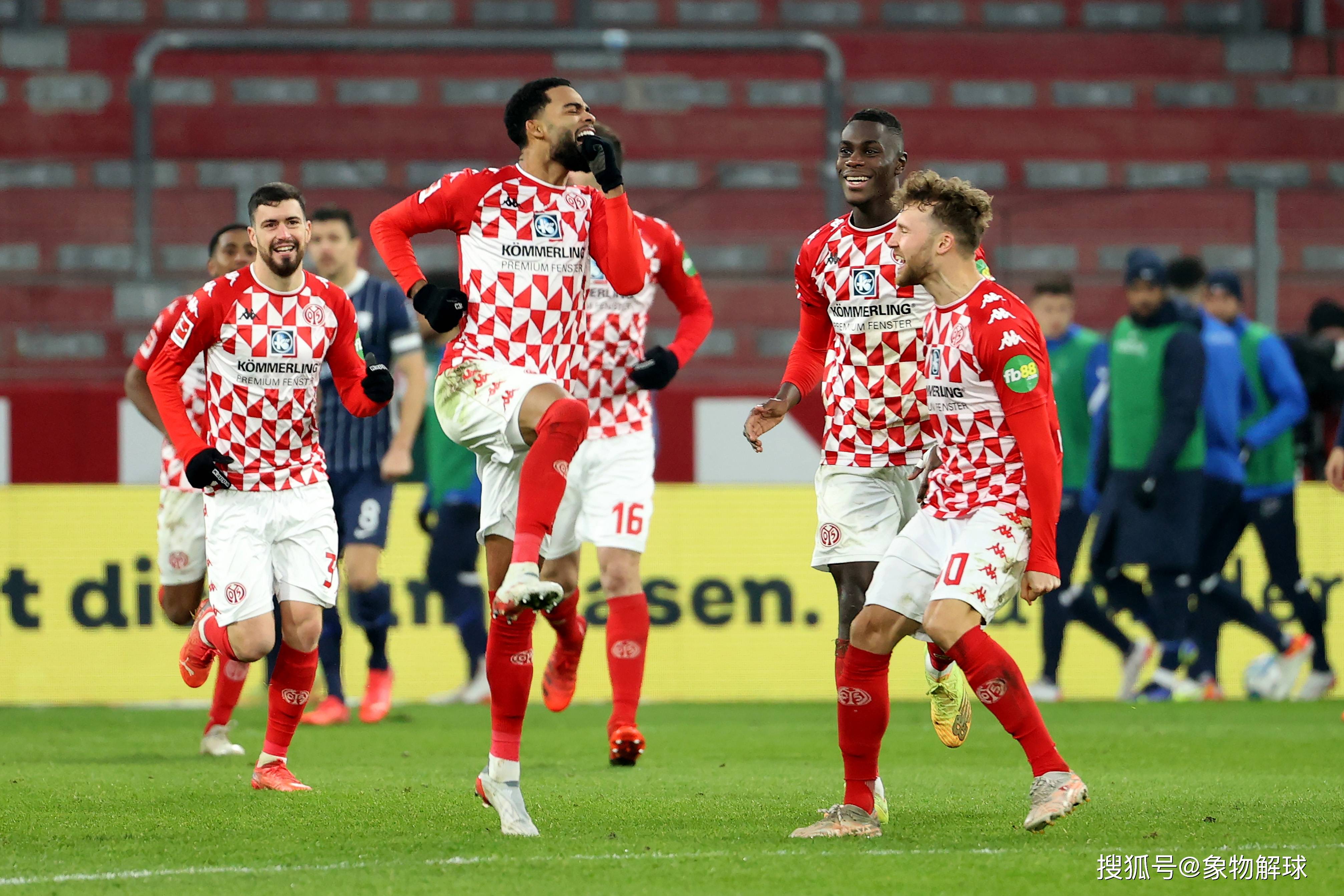 关于沃尔夫斯堡主场-大胜奥格斯堡,暂居第二的信息 关于沃尔夫斯堡主场-大胜奥格斯堡,暂居第二的信息