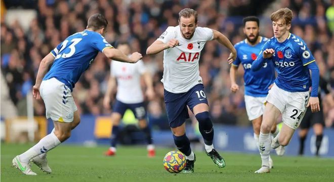 利兹联客场击败对手,继续保持不败连胜状态! 利兹联客场击败对手,继续保持不败连胜状态!