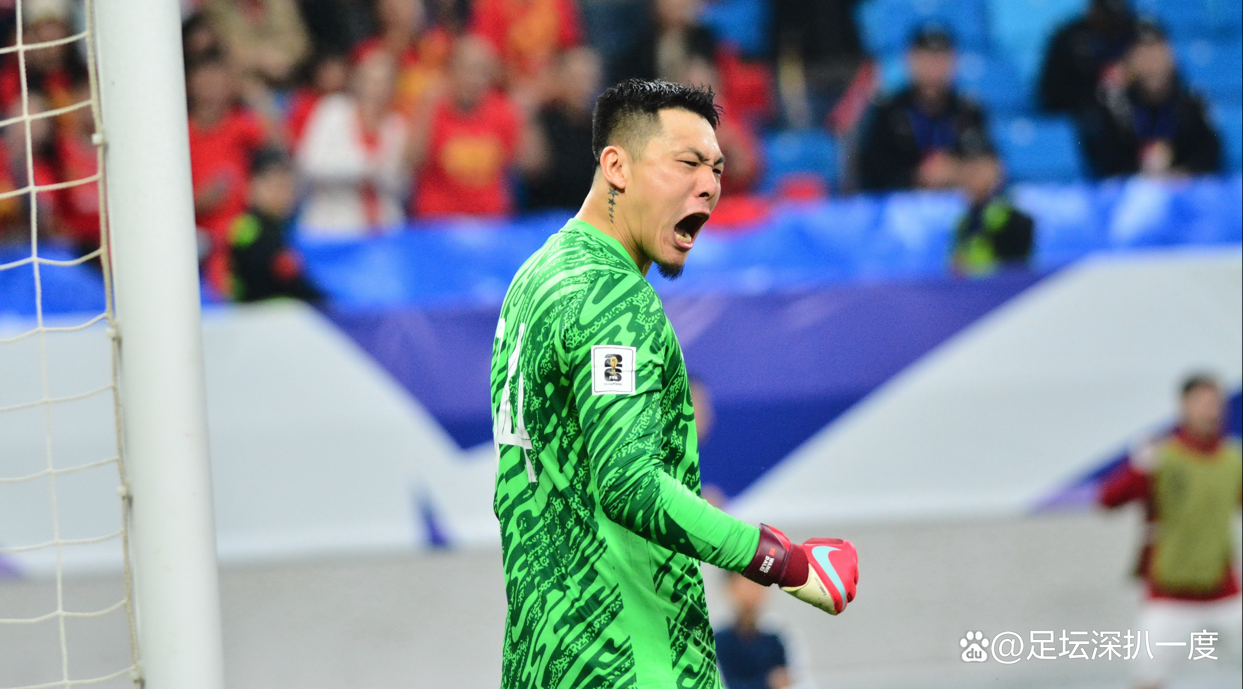 胜负悬念!球场上的精彩战斗 胜负悬念!球场上的精彩战斗