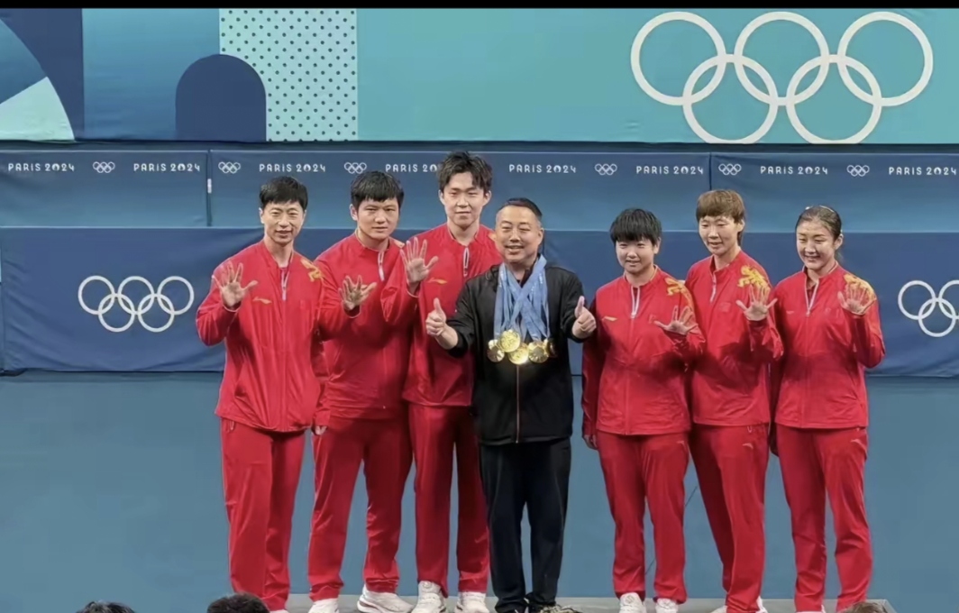 包含精湛球技！比赛中球员们的精彩演出引人瞩目的词条