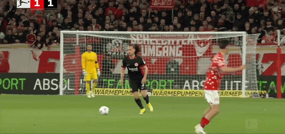 法兰克福客场战平柏林赫塔,掰手腕后无胜负的简单介绍 法兰克福客场战平柏林赫塔,掰手腕后无胜负的简单介绍