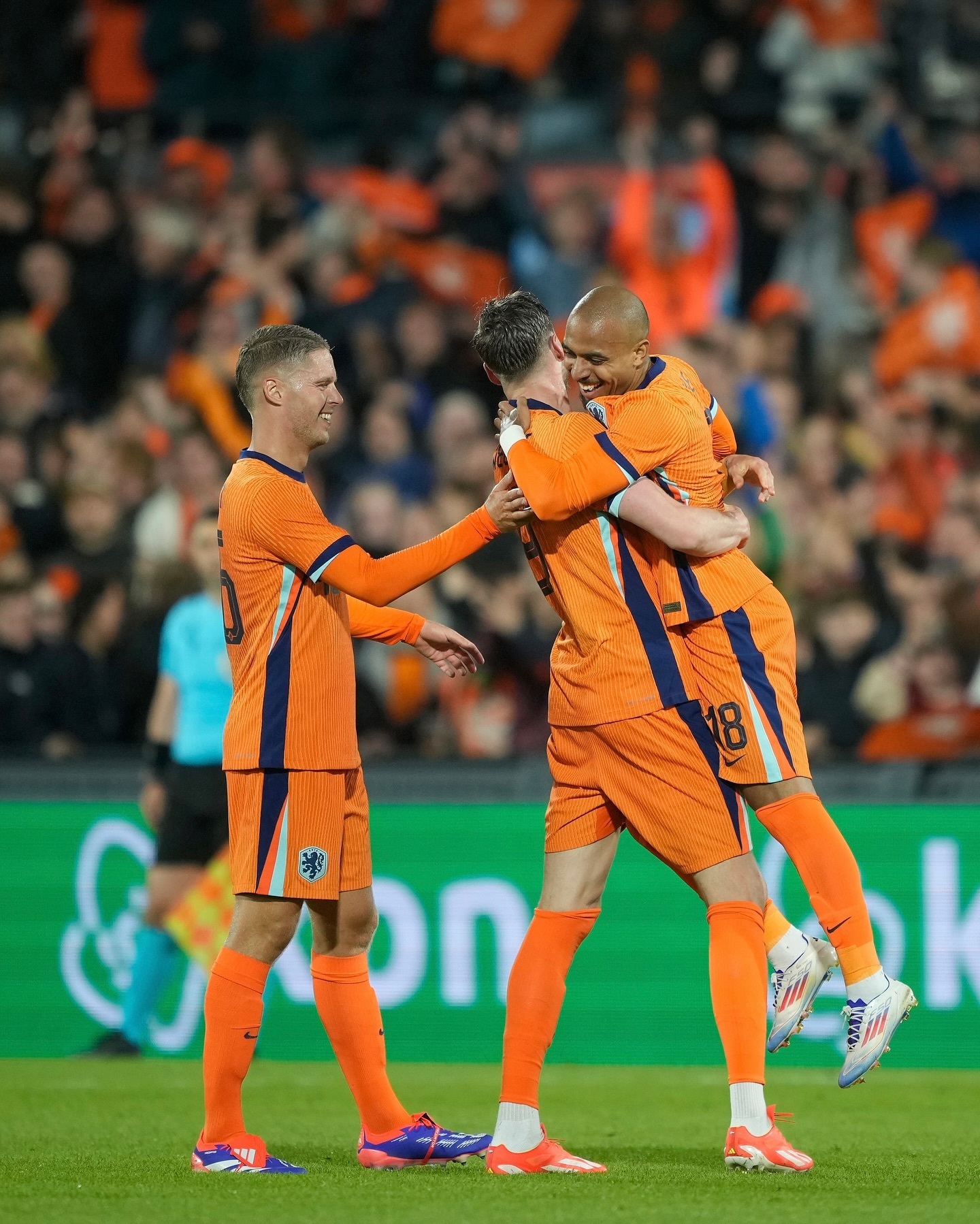 欧国联比赛：荷兰客场险胜波兰，继续保持不败 