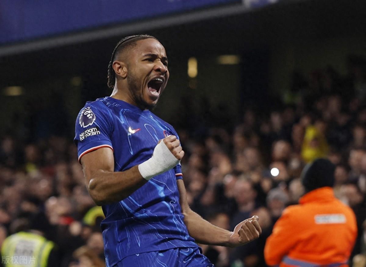 切尔西客场遭遇狼队逆转，球队颓势难挡的简单介绍