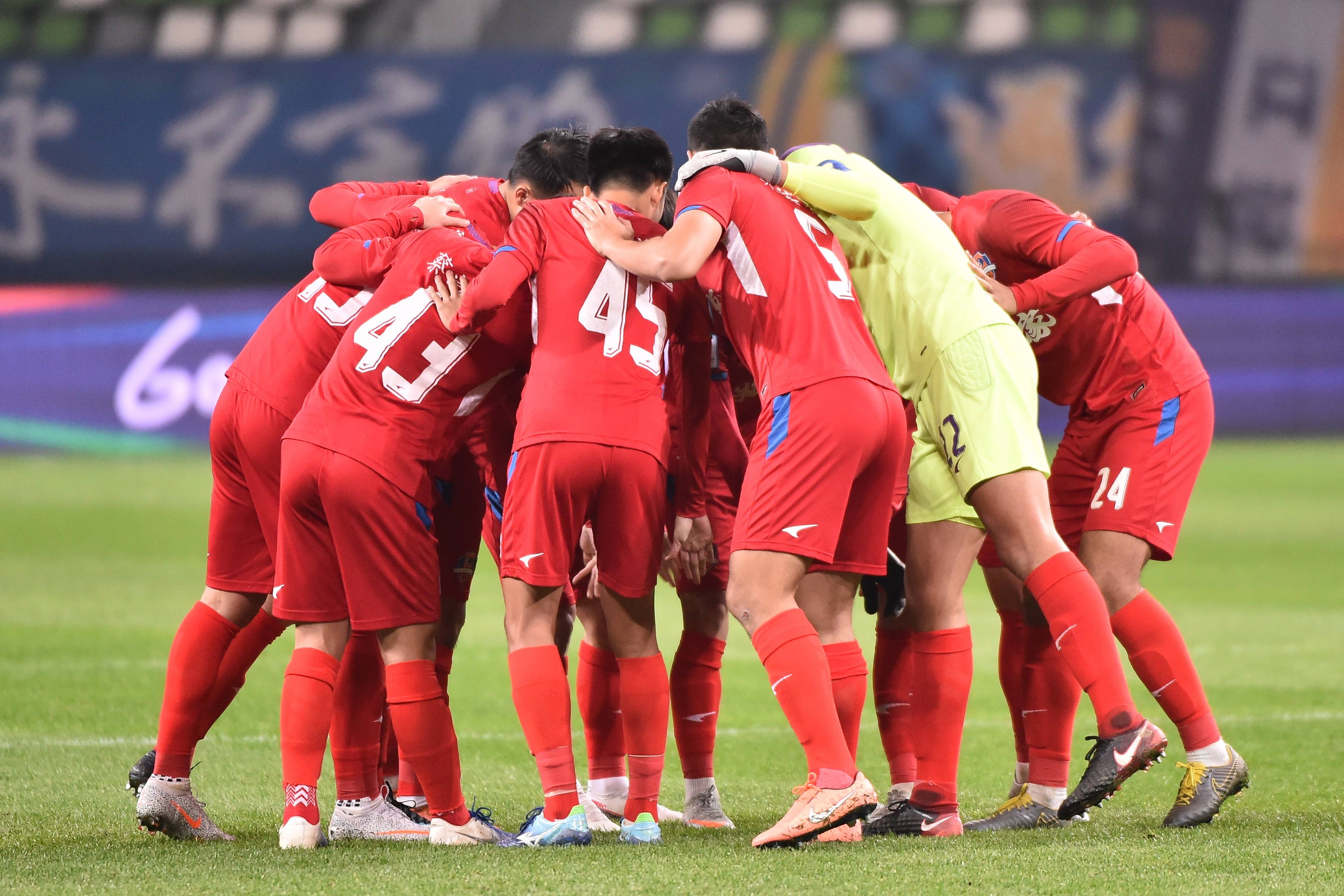 江苏苏宁攻击力十足，如何在比赛场面中保持攻击的火花？ 